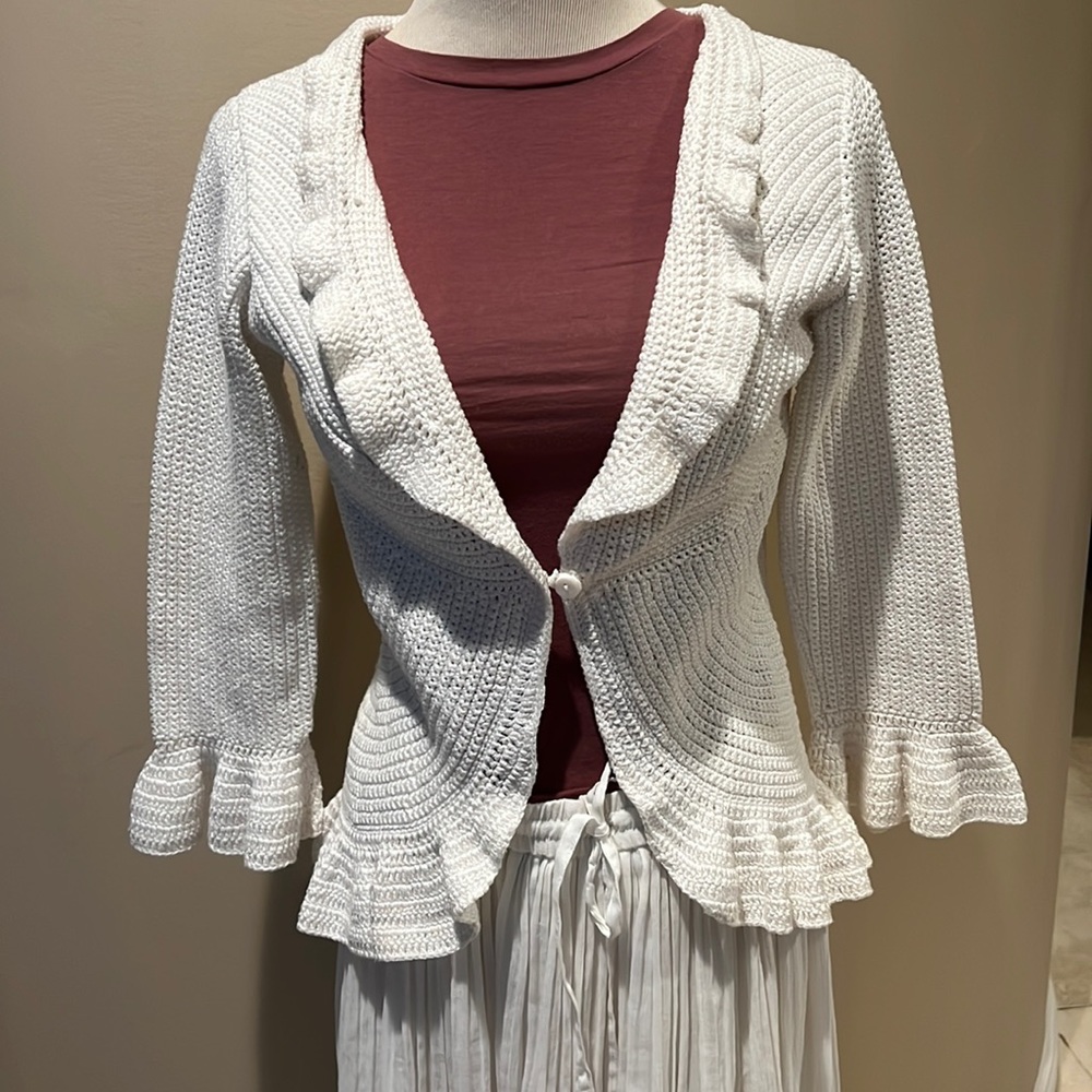 The Wrights White Cotton Crochet Cardigan. S